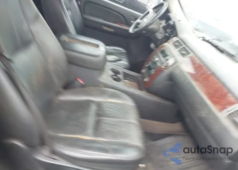 2009 Chevrolet Tahoe Lt2 z USA, uszkodzony, nr VIN 1GNFK23019R151442